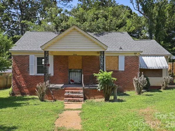 2840 Cowles Rd, Charlotte, NC 28208