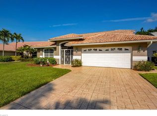 473 Fox Den Cir, Naples, FL 34104