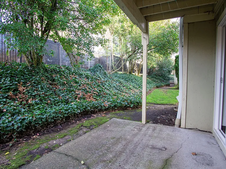 2628 NE Red Sunset Dr — Photo 19