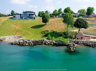 366 Seacliff Dr W, Leamington, ON