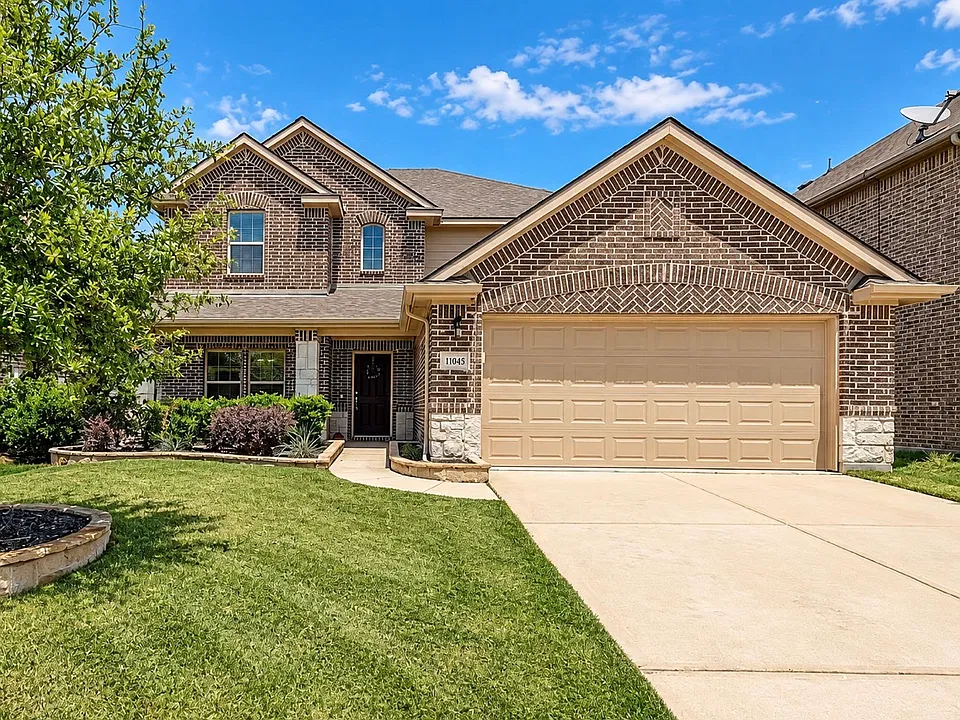 11625 Parade Dr