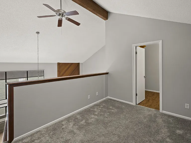 144 W Rockrimmon Blvd #302 — Photo 27