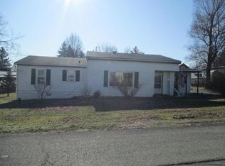 19 E Williams St, Marengo, OH 43334
