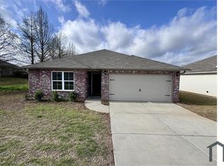 116 Harold Murphy Dr, Madison, AL 35756