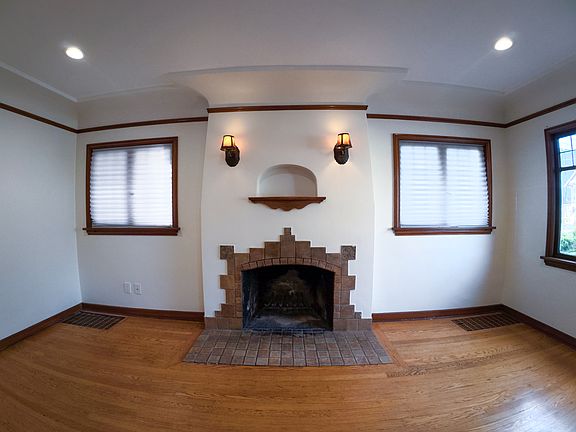 2nd image of 325 NE 59th St