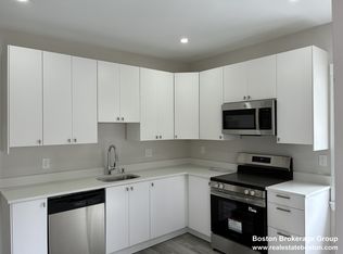 40 Harvest St #2, Boston, MA 02125