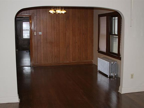 5th image of 213 S 23rd Ave