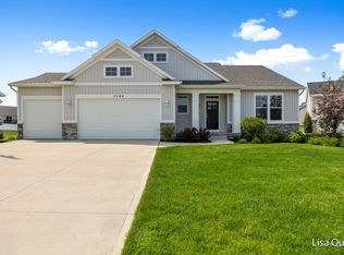 3844 Inwood Ridge Ct, Rockford, MI 49341