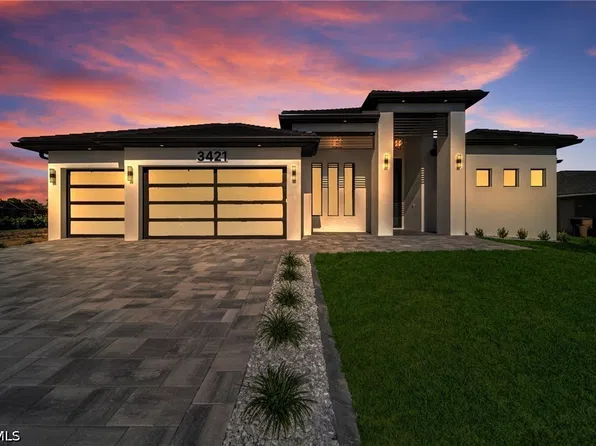 3421 SW 7th Ln, Cape Coral, FL 33991