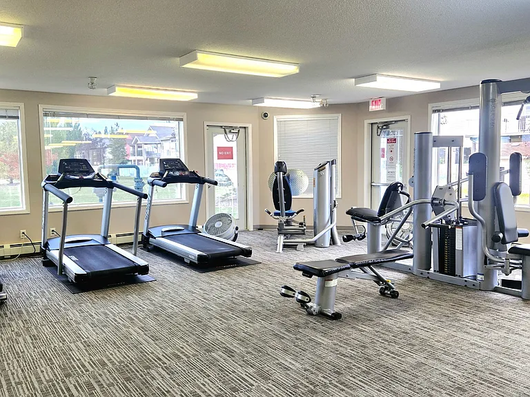 260 Duston St #220 — Photo 30