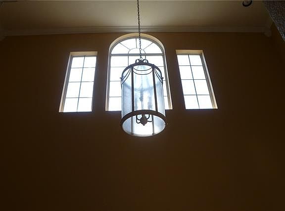 3rd image of 2724 County Road 596