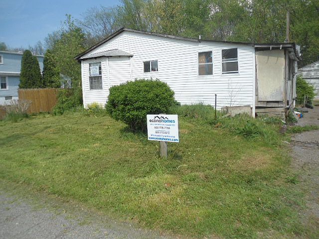 1st image of 3490 Elmwood Ave NE