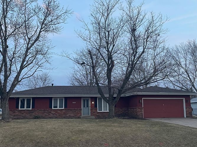 1st image of 4751 Minns Dr