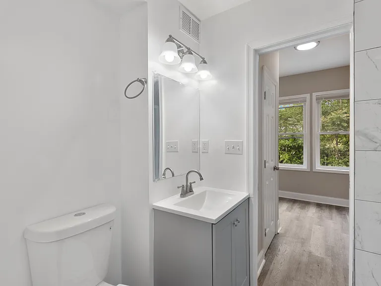 206 S Hilton St — Photo 11