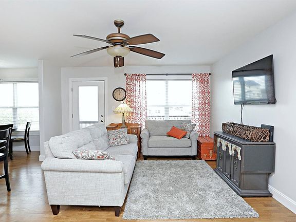5th image of 5029 Barbaro Ct