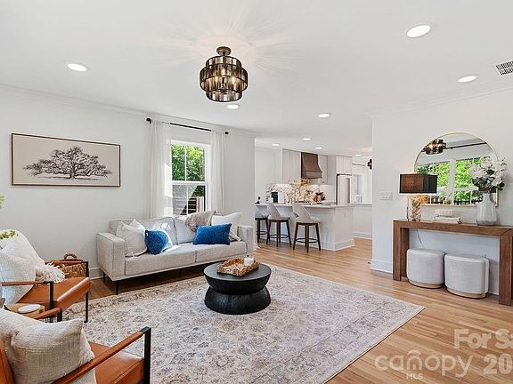 2nd image of 1939 Academy St