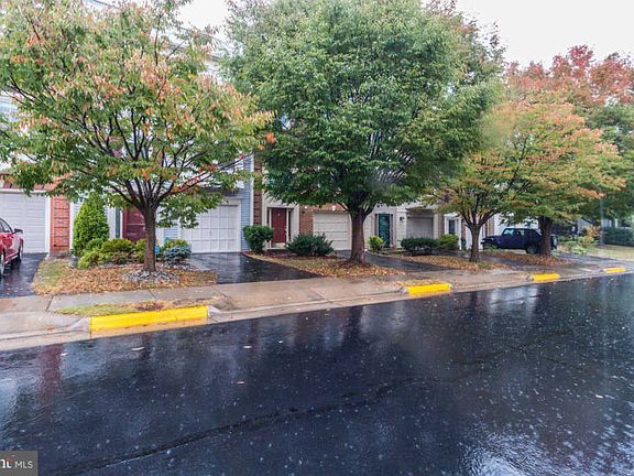 3rd image of 5322 Buxton Ct