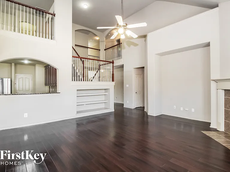 12832 Travers Trl — Photo 6