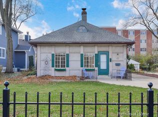 804 Howard St, Wheaton, IL 60187