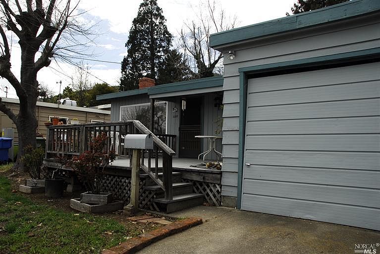 1st image of 1352 Rose Ave