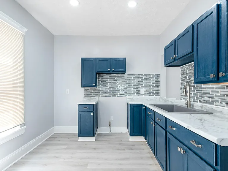 3317 Virginia Ave — Photo 3