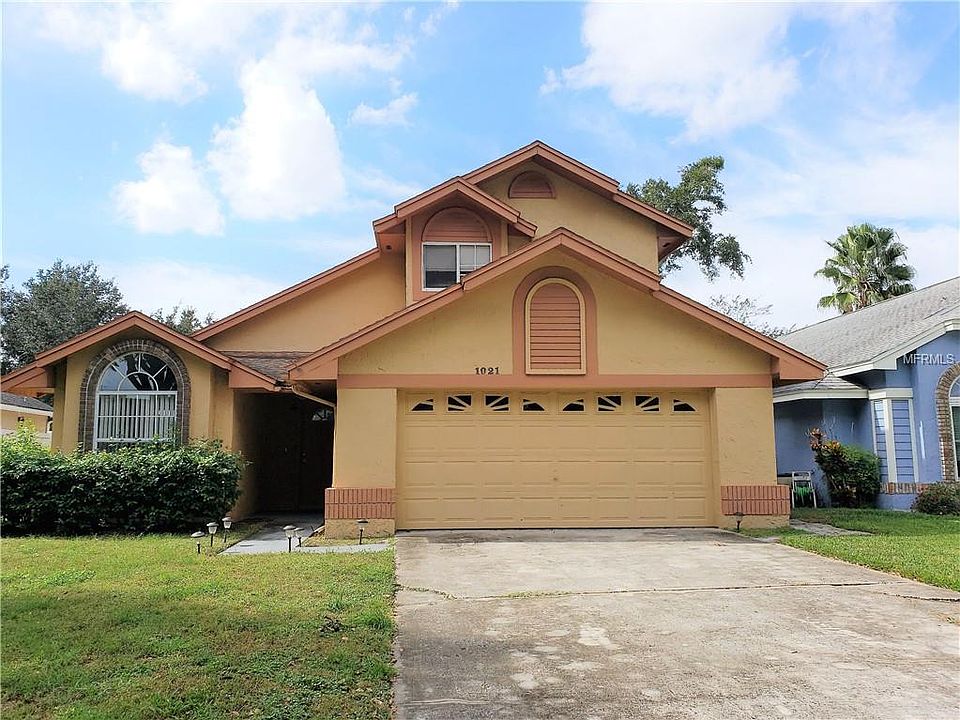 1st image of 1021 Summer Lakes Dr