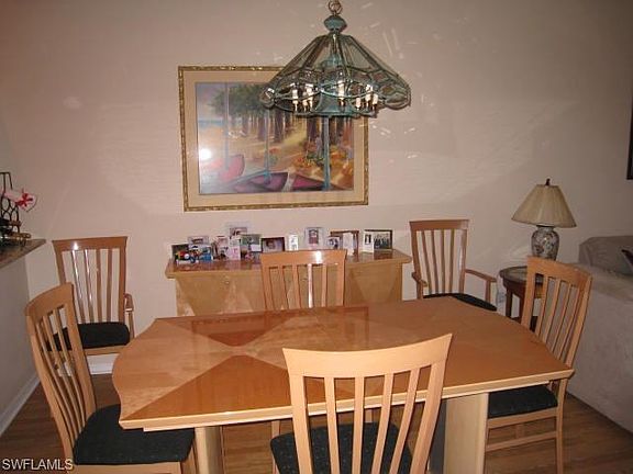 5th image of 3634 Stone Way #1502