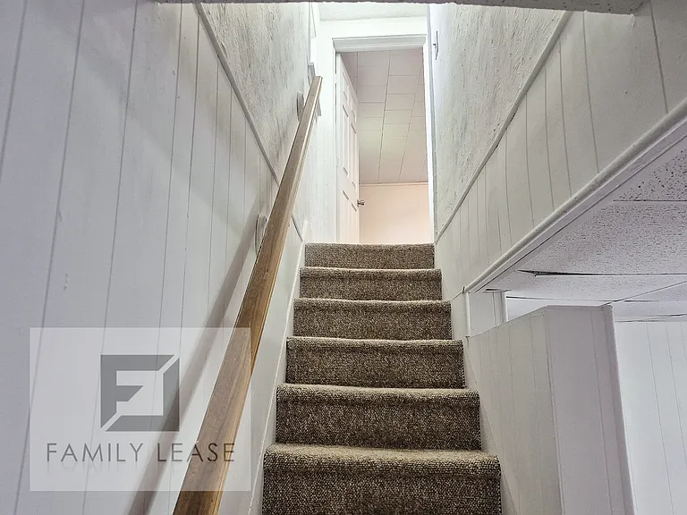 806 Morton St — Photo 21