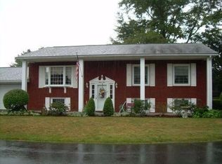 49 Horseshoe Dr, Altoona, PA 16601