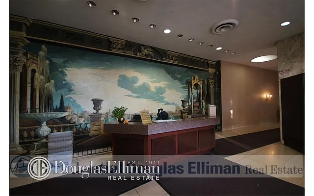 Sold by Douglas Elliman | media 22