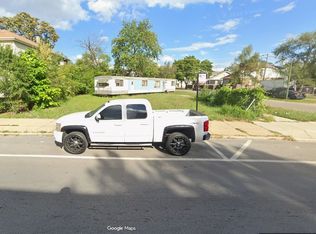 10625 S Wentworth Ave, Chicago, IL 60628
