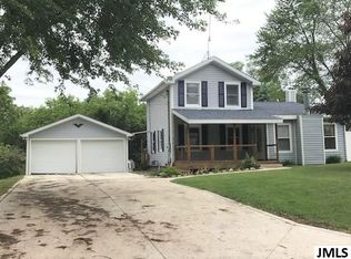 318 S Union St, Grass Lake, MI 49240