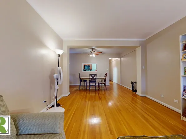 902 Ocean Parkway image 2 of 8