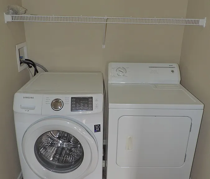 425 Cambria Dr — Photo 18