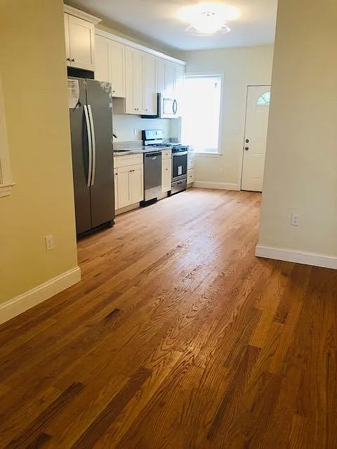 52 Guild St #2