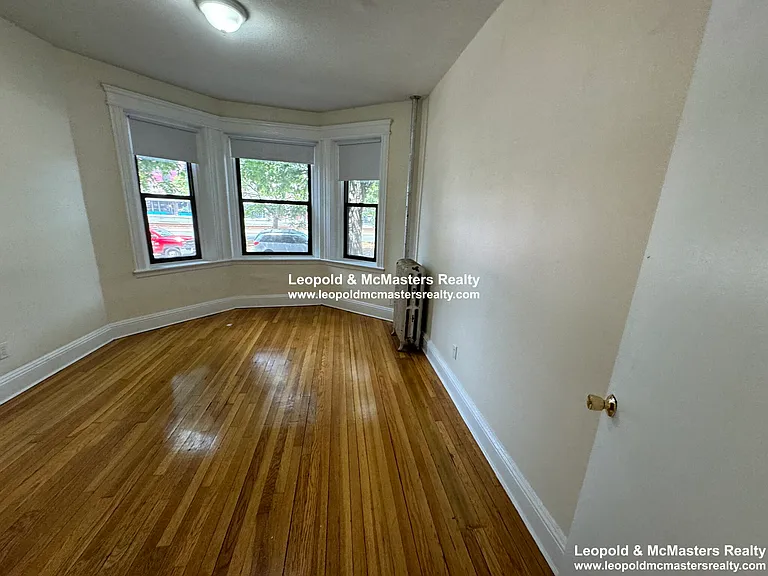 1124 Commonwealth Ave — Photo 92