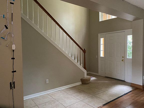3rd image of 4104 Oakberry Dr