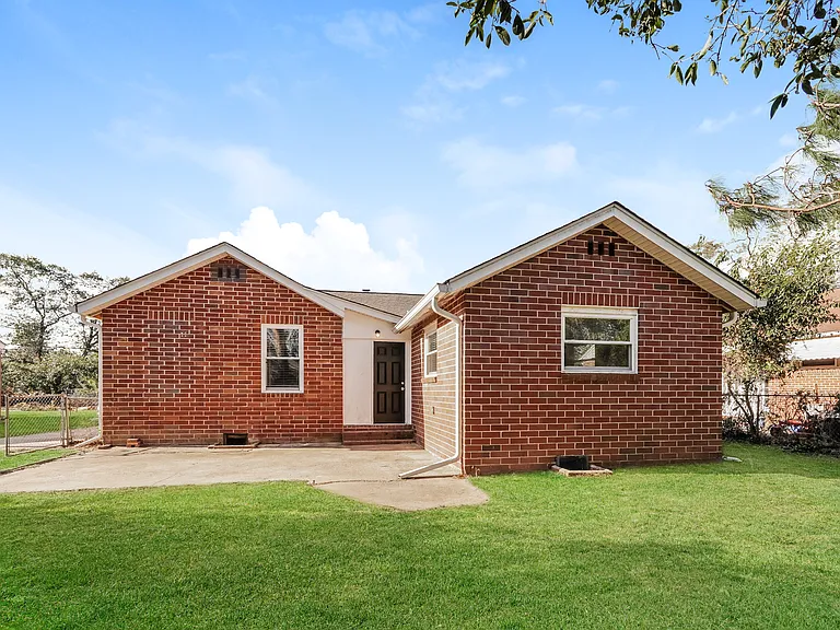 2169 Telfair St — Photo 15