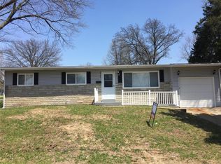 2445 Mullanphy Ln, Florissant, MO 63031