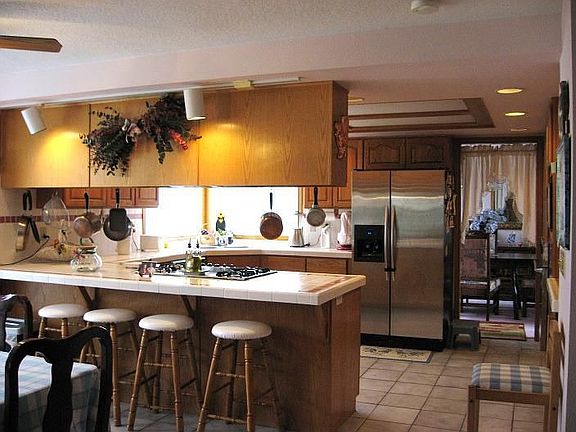 View of Kit from FamRm