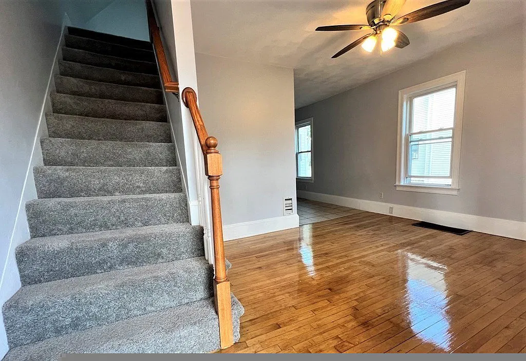 3 bed, 2.0 bath, 800 sqft, $3,500 — Photo 4