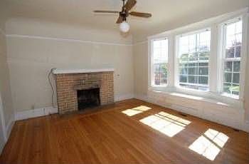 4th image of 460 Chapman Ave