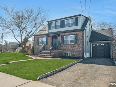 5 Sand Hill Ct, Little Ferry, NJ, 07643