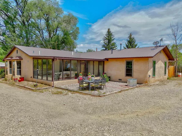 319 La Posta Road, Taos, NM 87571