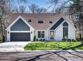 11621 Woodward St, Overland Park, KS 66210
