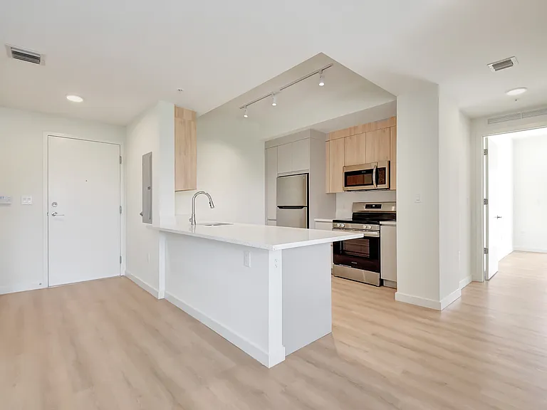 330 Dartmouth Dr #A1 — Photo 1