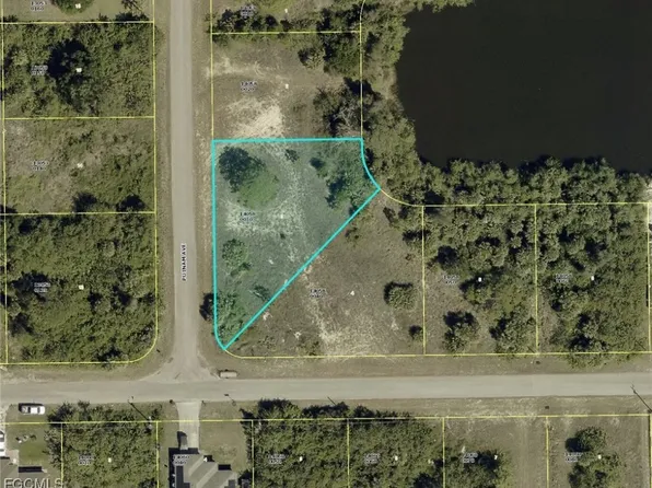 427 Putnam Ave, Lehigh Acres, FL 33936