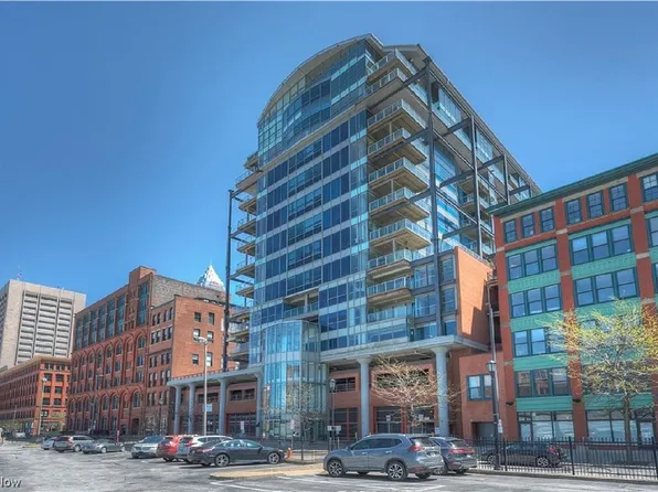 701 W Lakeside Ave APT 403, Cleveland, OH 44113