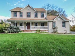 15 Rymon Rd, Washington, NJ 07882