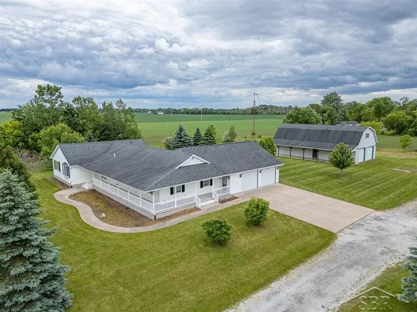 1050 Wetters Rd, Kawkawlin, MI 48631